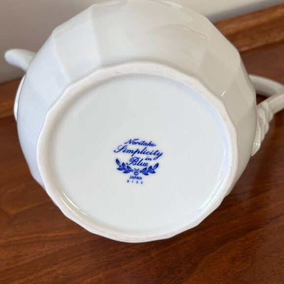 Noritake Simplicity In Blue Coffee Pot & Lid Japan Vintage '80s White Blue B132 - Picture 12 of 15